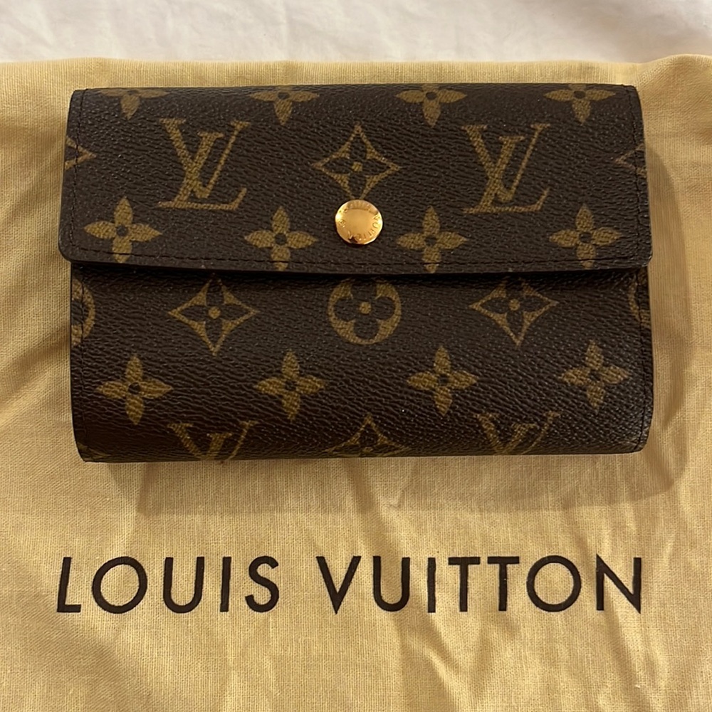 Louis Vuitton Alexandra Monogram Wallet